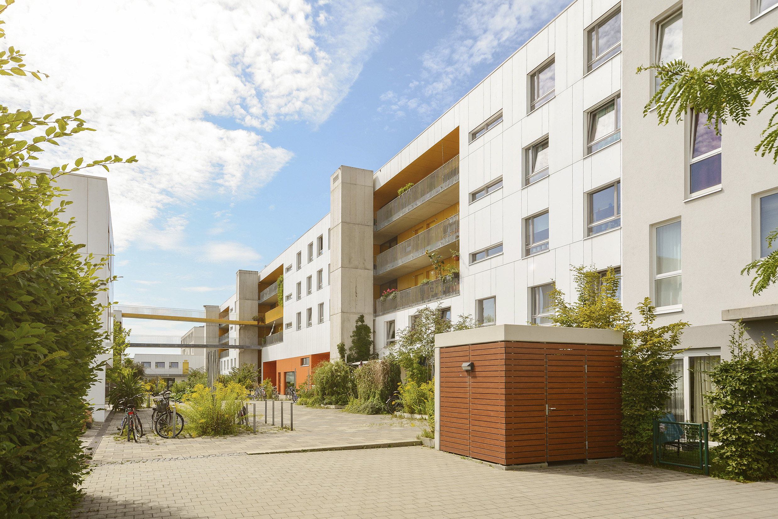 Ymere verduurzaamt corporatiewoningen binnen VvE’s